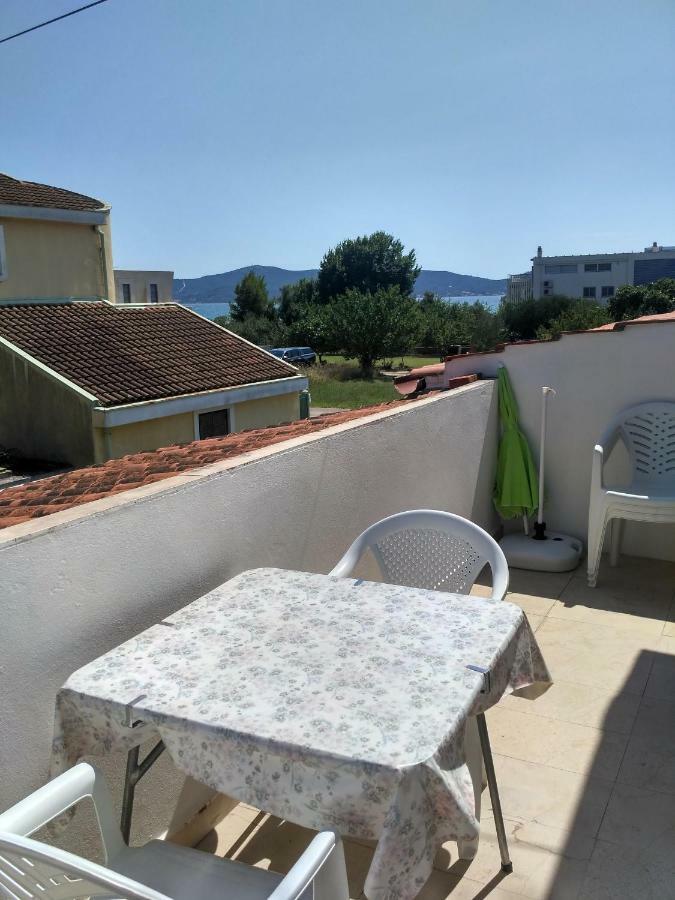 Apartmani Tonica Sukošan Екстериор снимка