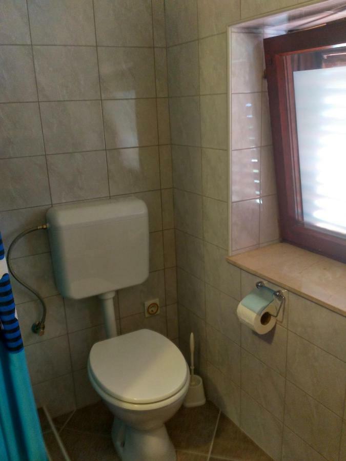 Apartmani Tonica Sukošan Екстериор снимка