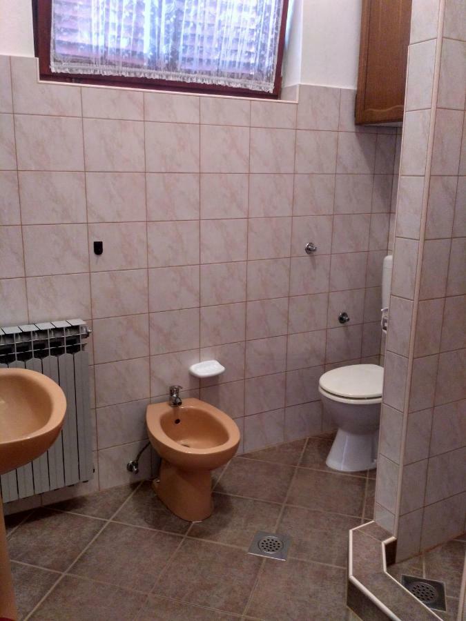 Apartmani Tonica Sukošan Екстериор снимка